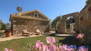Villa Ellie - Image 1