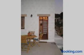 Sunset Apartment - Image 3