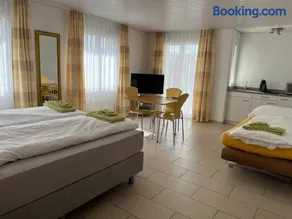 Krone Bed & Breakfast - Image 5