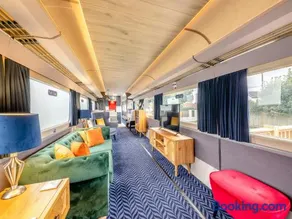 The Stannington Pullman - Image 2