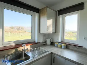Honeybee Cottage Valentia by Trident Holiday Homes - Image 3