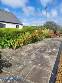 Rose Meadow Cottage - Image 3