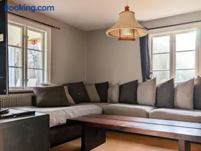 Charming Swedish Cottage from 1909 - Image 4