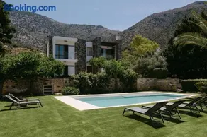 Manolioudis Villas - Image 1