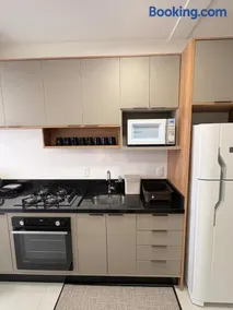 Apartamento Completo na Melhor Localização - Image 5
