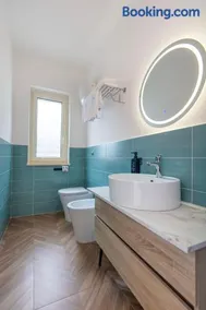 Enia Rooms - Image 2