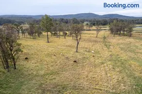 Wyee Farm Stay - Family Escape - Sleeps 12 in Wyee - Image 5