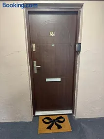 One bedroom flat close to city centre - Image 3