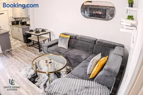 The Modern Suite 1BR Apartment Near Etihad Stadium & Coop Live - Image 3