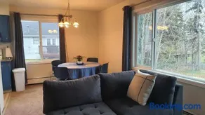 Jewel Lake Apartment - Image 5