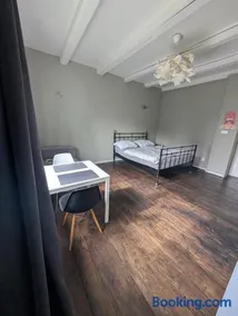 Airport Private Apartment, Advance Registration, No Reception, Self Check-in, Calm Environment, Non-Smoking Guests - Image 5
