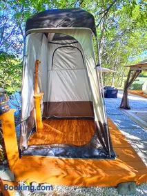 Starlit Riverfront Glamping Suite AC, WiFi, Games - Image 1