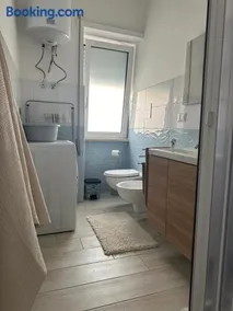 Rent House Scauri - Image 1