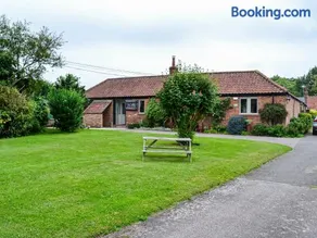 Lodge Farm Barn - Image 2