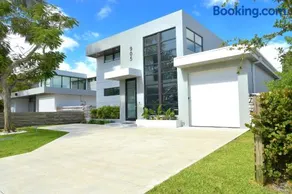 Topo Encanto - Designer Villa, Sundrenched Paradise! - Image 1