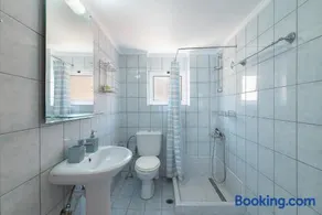 Rosmaris Apartments - Image 3