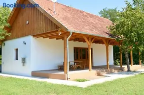 Kövidinka Vendégház - Image 1