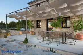 Bas de Bas Villas - Image 3