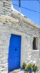 La Maestra - Image 5