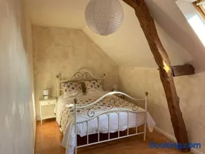 Maison de Village avec Jardin, Parc Privé et Box Fibre, Animaux Bienvenus, à 15 min du Mans - FR-1-410-333 - Image 3