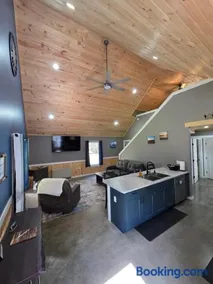 Adirondack Private Cabin New Construction - Image 2