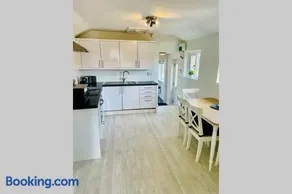 The Westgate Retreat - Image 1