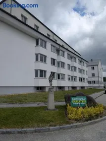 Schülerwohnheim Karlstein - Image 1