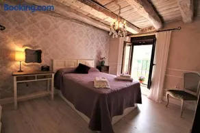 Wabisabi Townhouse - Image 2