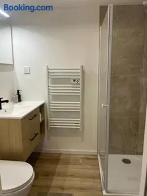 Charmant appartement moderne A - Image 4