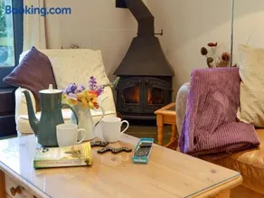 Clematis Cottage - Image 2