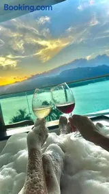 Suites na Casa da Praia - Image 2