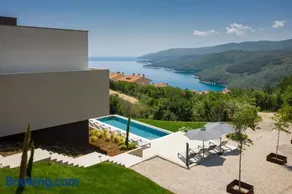 Oltremare apartments with pool - Image 3