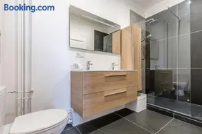 Plumeria - Grand 75m2 calme avec jardin - 2 Chambres - 4 Lits - Parking gratuit - Image 3