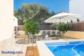 Amplia villa en Mallorca con jardín, 4 dormitorios y zona BBQ Cerca del mar en Portocolom - Image 4