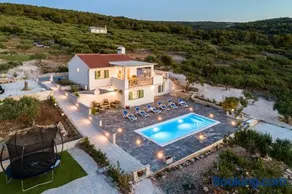 Holiday Home Nono Ante with heated pool - Image 4