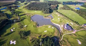 Golf Lodge - Image 3