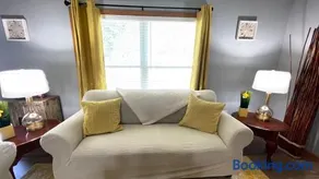 Luxx Guest House - Image 3