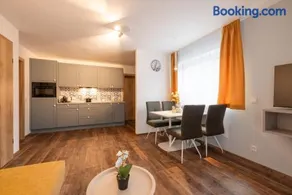 Bergtraum Appartements - Kopenhagen 3 by AA Holiday Homes - Image 3