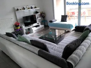 Appartement F3 avec Parking privée - Image 1