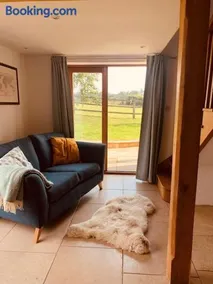 2 Beds & living in our idyllic country Cottage - Image 5