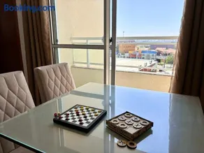 Apartamento com varanda 9 min da praia na Cohama - Image 4