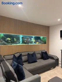 Terfyn Hall aquarium apartment 1 - Image 4