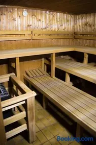 Ferienwohnung Hauzenberg mit Pool & Sauna - Image 1