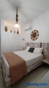 Alexandra's Boutique House - Image 1