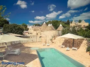 Navolte Trulli con Piscina & Relax a Locorotondo - Image 1