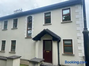 Beautiful 3 Bedroom House in Coolaney Village County Sligo - Image 1