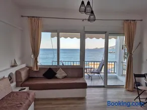 Anastasia Beach House Haraki - Image 1