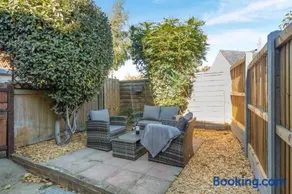 2 Bed in Ashley oc-c32637 - Image 4