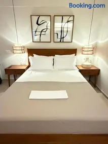 AVRA Apartments & Studios - Image 4