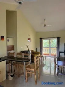 Varca Beach 2BHK App with Swimming Pool - Image 1